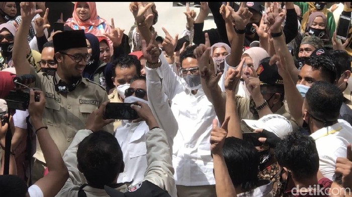 Sandiaga Uno di Sumatera Barat (Jeka Kampai/detikcom).