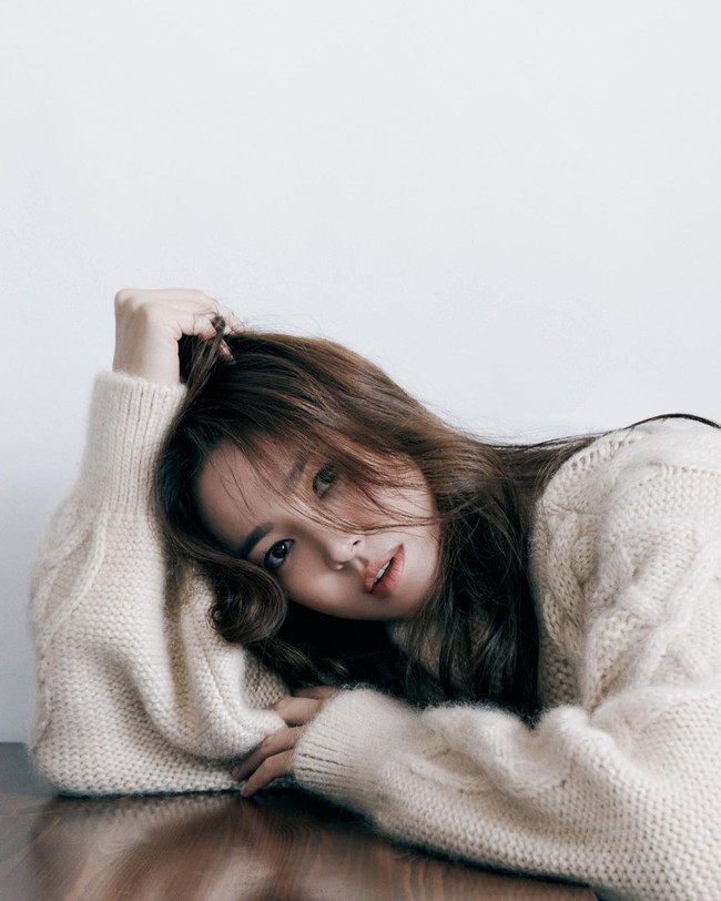 Drama Korea pertama yang akan dibintangi Song Hye Kyo tahun ini adalah ‘Now We Are Breaking Up’. Ia akan dipasangkan dengan Jang Ki Yong. Penggemar dapat pula menantikan ‘The Glory’ yang akan tayang di akhir 2021. Foto: dok. Instagram @kyo1122