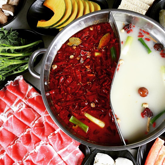 5 Rekomendasi Hot Pot Malatang yang Pedas Berempah 5 Rekomendasi Hot Pot Malatang yang Pedas Berempah