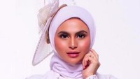 Lama tak terdengar kabarnya, Asha Shara terlihat makin cantik dengan gayanya. Foto: Instagram