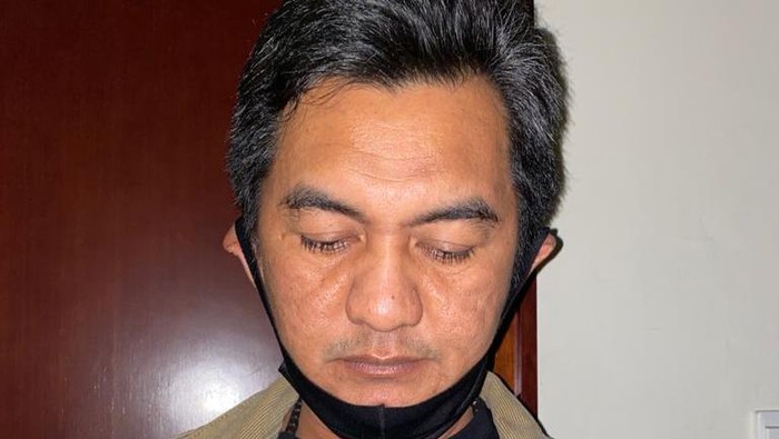 Buron kasus korupsi pembangunan irigasi Sungai Tanduk di Jambi, Ibnu Ziady MZ. Ibnu Ziady diamankan Kejagung (Dok. Kejagung).