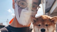 Tidak hanya Coco, sebelumnya Afgan juga pernah mengunggah foto anjing lain berwarna cokelat. (Foto: dok. Instagram @afgansyah.reza) 