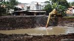 Kali Kerukut Dikeruk untuk Antisipasi Banjir
