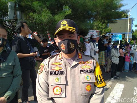 Kapolres Bogor AKBP Roland Ronaldy, in Simpang Gadog (Sachril Agustin / detikcom)