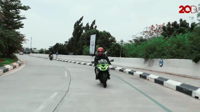 Kesan Berkendara Kawasaki Ninja ZX-25R untuk Harian