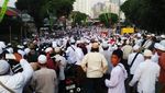 Kerumunan Massa Habib Rizieq di Tengah Pandemi Corona
