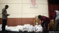 Seperti diketahui, pilkada Depok diikuti 2 paslon. Ke-2 paslon tersebut adalah Pradi Supriatna-Afifah Alia dan Mohammad Idris-Imam Budi Hartono.