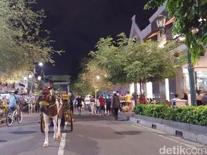 Malioboro Bebas Kendaraan Bermotor, Begini Rasanya Jalan-jalan di Sana