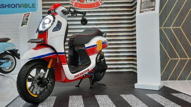 3 Inspirasi Modifikasi Honda Scoopy Terbaru