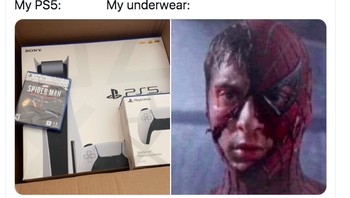 Saking hematnya buat beli PS5, pakaian dalam compang camping pun belum diganti. Foto: istimewa
