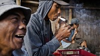 Tak hanya tanggap bercana, erupsi 2020 yang memakan banyak korban jiwa juga menjadi pelajaran bagi warga dan membawa perubahan drastis dalam pola pikir. Getty Images/Ulet Ifansasti  