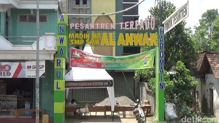 Ponpes Anwarul Haromain Baruharjo, Kecamatan Durenan, Trenggalek