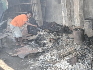 Polisi Selidiki Penyebab Kebakaran Besar di Pasar Weleri Kendal