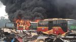 Puluhan Bangkai Bus TransJ di Bogor Terbakar