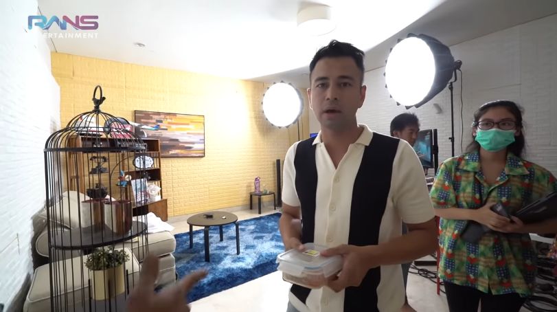 Dimas 'Ahmad' Masak Nasi Goreng untuk Raffi Ahmad