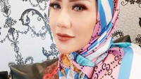 Rey Utami bebas dari penjara setelah mempertanggung jawabkan kasus pencemaran nama baik Fairuz A. Rafiq. Kini Rey bisa kembali kumpul bersama keluarga dan melakukan hobi kulinerannya. Foto: instagram @reyutami