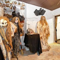 Walaupun awalnya terlihat normal, namun ternyata ada ruangan seram yang tersembunyi di dalam rumah yang satu ini. Foto: Toop&Toop