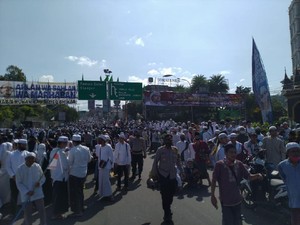 Bupati Bogor soal Kerumunan HRS: Massa Besar, Kami Tak Bisa Tindak