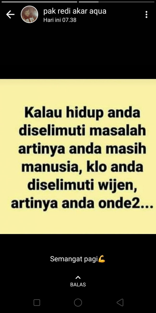Tuh guys makanya harus tetap bersyukur selama masih diselimutin masalah, bukan wijen.. Foto: Twitter @txtdrstoryWA