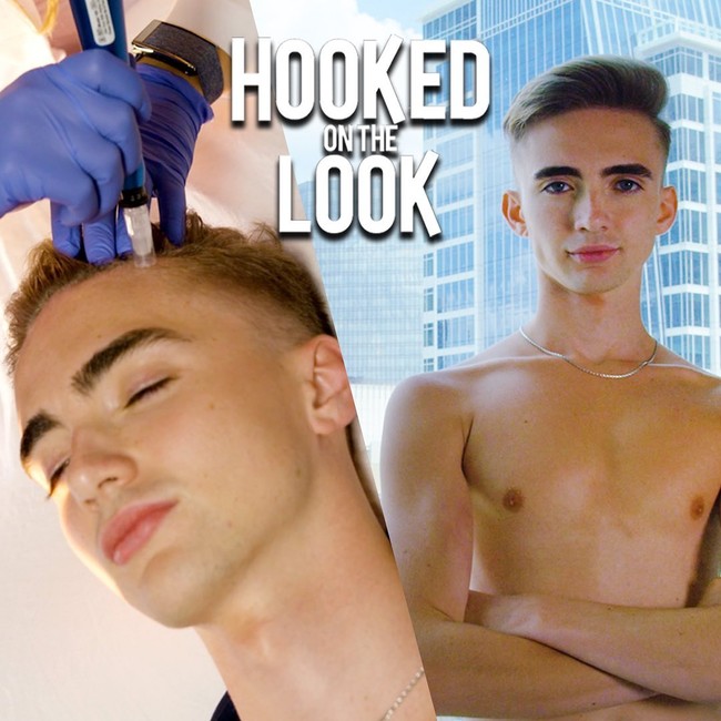 Kini, ia telah melakukan banyak prosedur lain untuk wajah, tubuh, dan rambutnya. Pria tersebut dilaporkan sudah mengeluarkan $75,000 atau sekitar Rp 1 miliaran untuk pembesaran dada, implan bisep, transplantasi, hingga filler di beberapa bagian.  Foto: Instagram @tylerkd97