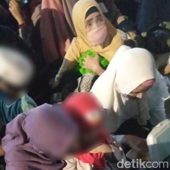 Anak-anak ikut dibawa ke acara Maulid Nabi dan pernikahan putri Habib Rizieq Syihab (dok. detikcom)