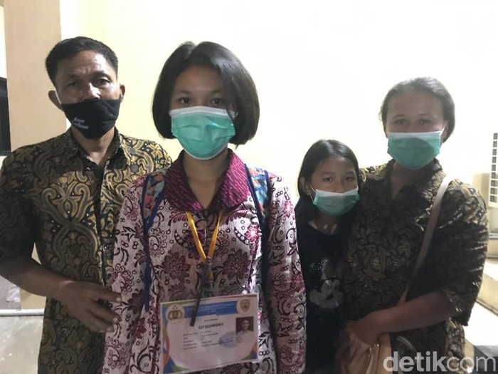 anak tukang tambal ban lolos bintara Polda Banten