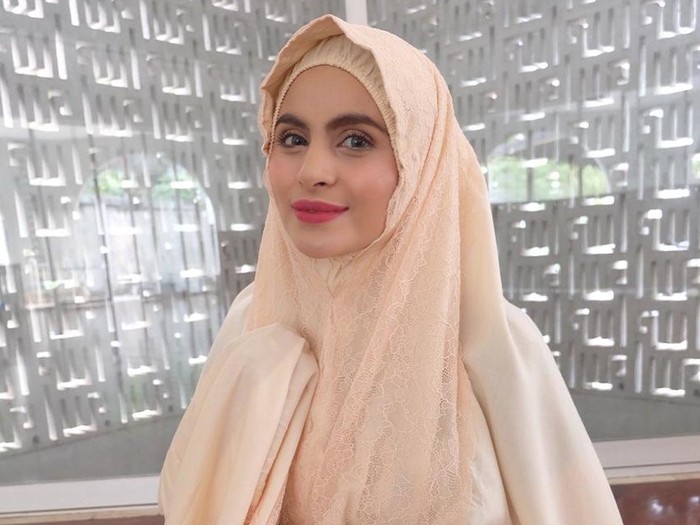 Asha Shara gugat cerai suami