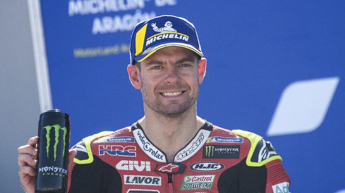 Cal Crutchlow ALCANIZ, SPAIN - OCTOBER 17: Cal Crutchlow of Great Britain and LCR Honda celebrates the third place at the end of the MotoGP qualifying practice during the qualifying for the MotoGP of Aragon at Motorland Aragon Circuit on October 17, 2020 in Alcaniz, Spain. (Photo by Mirco Lazzari gp/Getty Images)