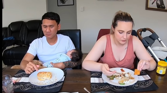 Cicip Vegemite Australia, Pria Jember Sebut Rasanya Mirip Minyak Sepeda