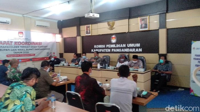 Debat pilkada pangandaran diadakan di pangandaran