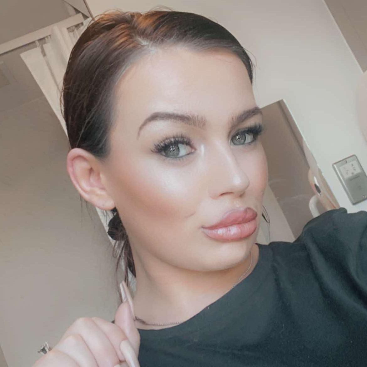 Demi-Nicole Dunlop Demi-Nicole Dunlop