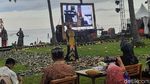 East Java Fashion Harmony Pamerkan Batik dan Keindahan Pantai Solong