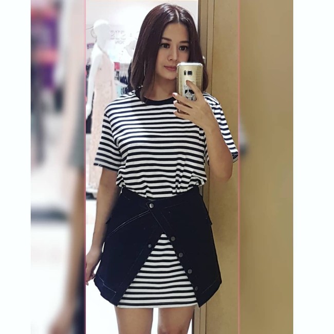 Heny Harun pun dikenal rajin menggunakan sheet mask. Ia bahkan bisa menggunakan sheet mask setiap harinya.  Foto: dok. Instagram @henyharun