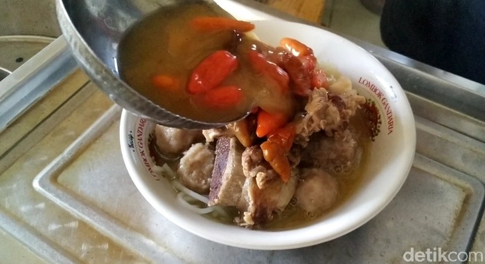 Huahh Bakso Blendi Iga Dengan Paduan Cabai Utuh Dari Blitar