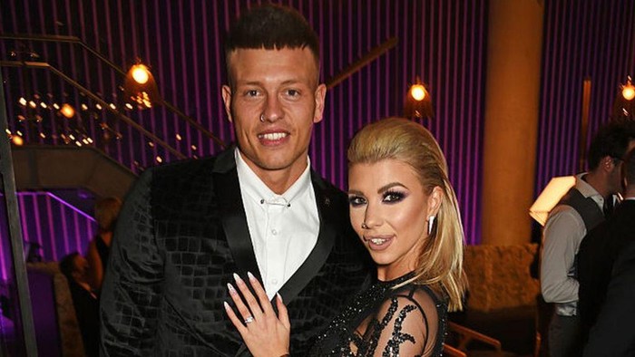 Olivia Buckland dan Alex Bowen