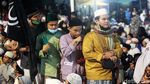 Potret Kerumunan Tanpa Jarak di Acara Maulid-Pernikahan Putri Habib Rizieq