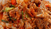Pencinta masakan mercon yang pedas nendang bisa membuat ceker mercon ini. Ceker dibalut bumbu lengkap super pedas. Dijamin ketagihan. Bumbu dan cara membuatnya bisa dilihat di sini! Foto: Dok. MasakMasakTransTV