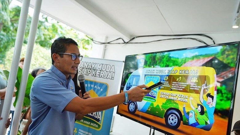 Sandiaga Uno Sandiaga dalam sesi mengajar di Rumah Siap Kerja