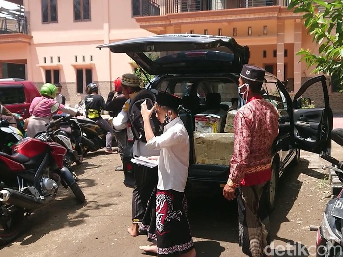 77 Santri Positif COVID-19, Ratusan Santri Sehat Trenggalek Mulai Dipulangkan