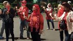Laskar Nikita Mirzani Bikin Aksi Dukungan, Diusir karena Tak Izin