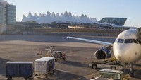 Bandara Internasional Denver menempati urutan ke tujuh di tahun 2020. Sebelumnya bandara ini berada di posisi 16. (Getty Images/Aaron Hawkins)