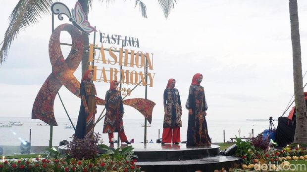 Bangkitkan Karya Desain Busana Lewat East Java Fashion Harmony 2020 Selama Pandemi COVID-19