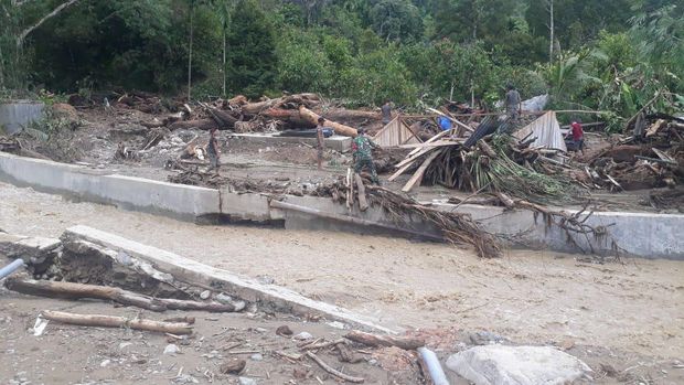 Banjir bandang terjang Aceh Tenggara, 48 rumah warga rusak, Sabtu (14/11/2020).