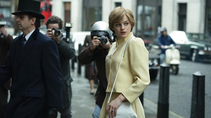 This combination photo shows Emma Corrin portraying Diana Spencer in the fourth season of the Netflix series The Crown, left, and actress Elizabeth Debicki, who will take over the role for the remaining seasons. (Netflix via AP, left, and AP Photo)