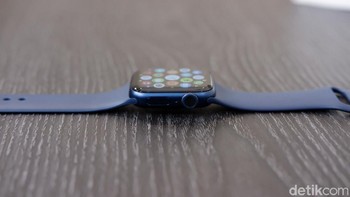 Jam pintar ini ditenagai prosesor S6 yang memiliki peningkatan 20% dari generasi sebelumnya Foto: Adi Fida Rahman/detikINET