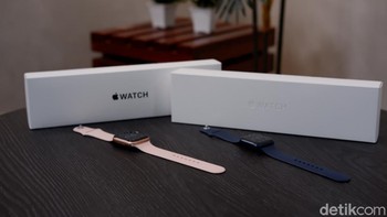 Kedua Apple Watch anyar detikINET dapatkan dari EKACELULLER. Foto: Adi Fida Rahman/detikINET
