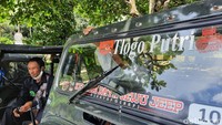 Sudah banyak dikandangkan armadanya, tinggal 50 persen armada sekarang, kemarin long weekend ramai, baru mau ramai sekarang ada Merapi. Rata-rata seminggu 1-2 kali saja narik, paparnya.