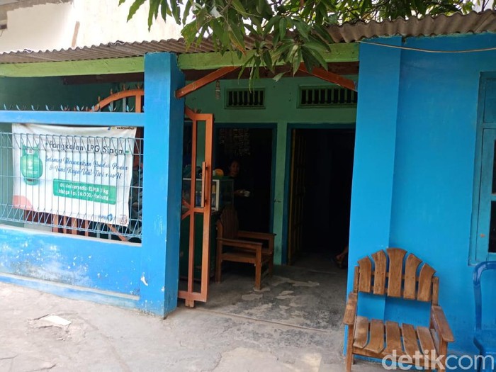 rumah yang kamarnya disewa untuk kencan Saifudin dengan PSK