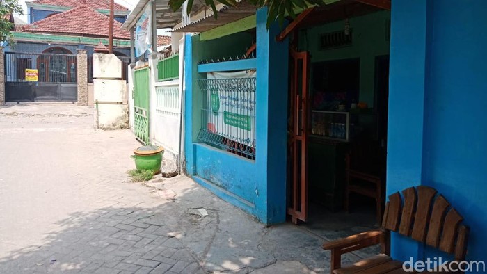 rumah yang kamarnya disewa untuk kencan Saifudin dengan PSK