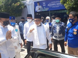 Zulkifli Hasan Tegaskan Dukung RUU Larangan Minuman Beralkohol